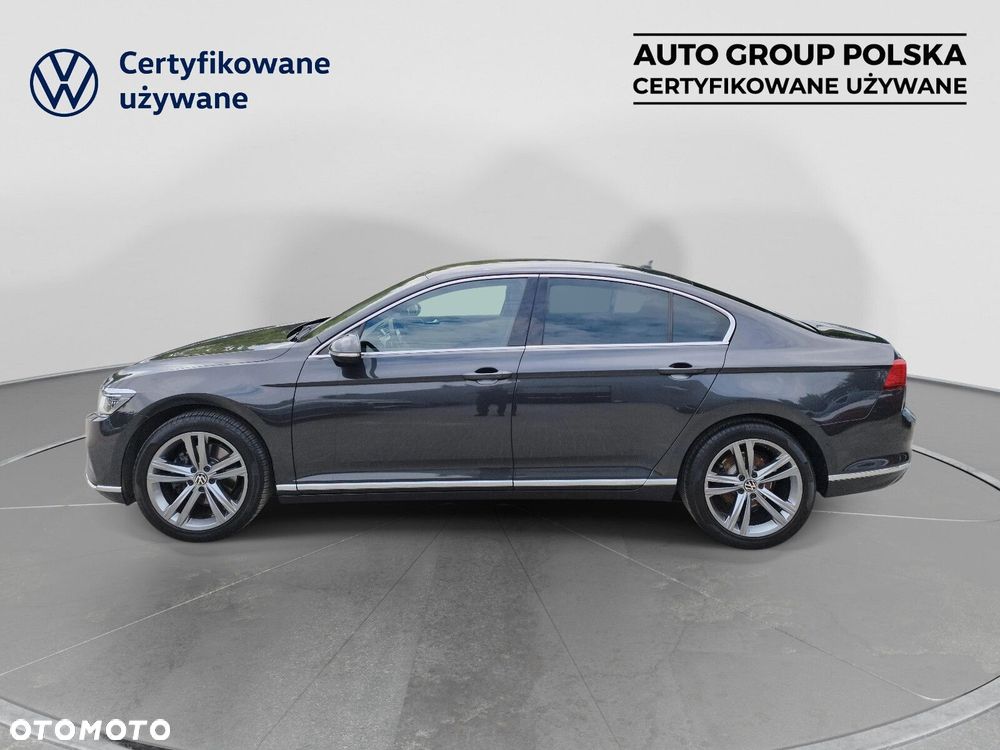 Volkswagen Passat 1.5 TSI EVO Elegance DSG - 4