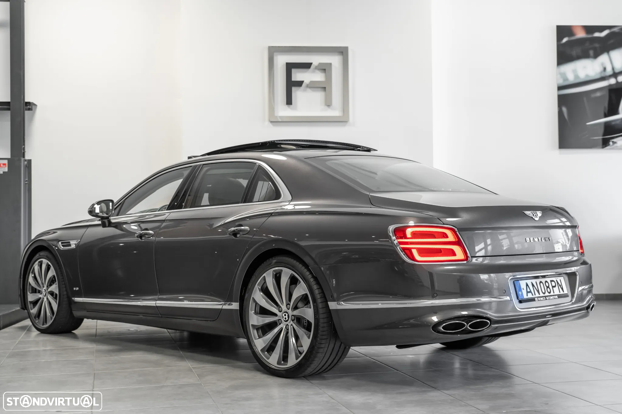 Bentley Flying Spur V8 Azure - 4