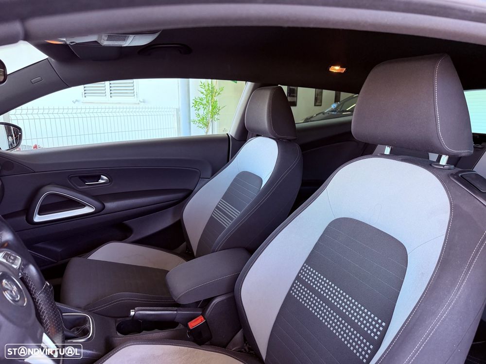 VW Scirocco 2.0 TDI Blue Motion Technologie Life - 16