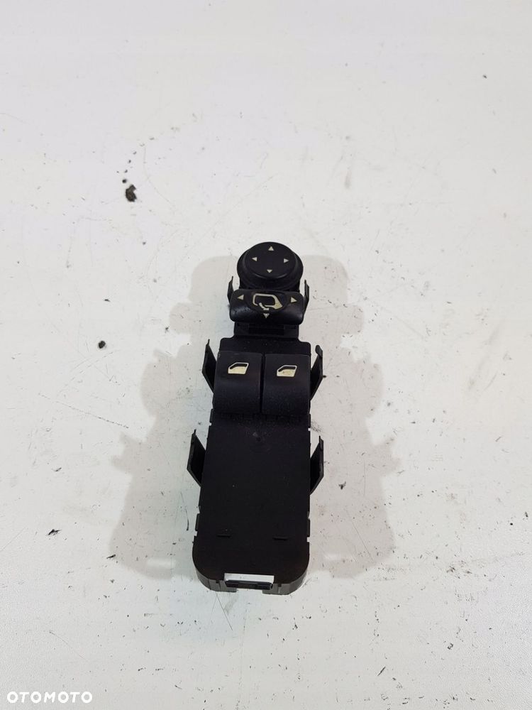 PANEL SZYB PEUGEOT 307 3D HB LIFT 96404778XT - 1