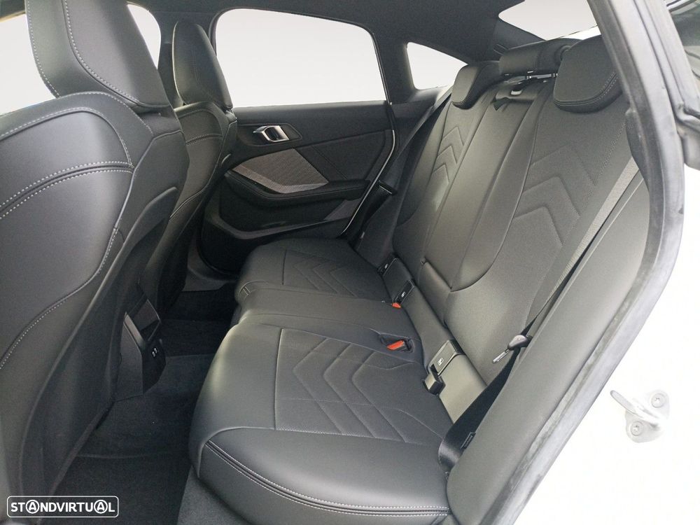 BMW 220 Gran Coupé d - 14