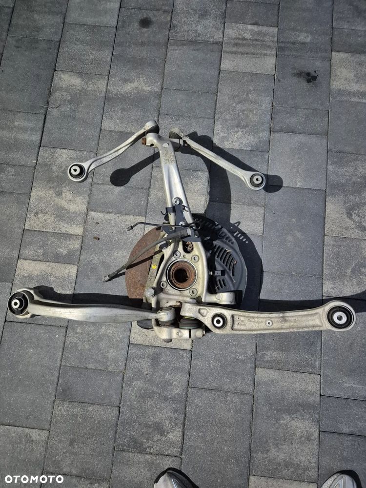 Zwrotnica piasta zawieszenie prawy przód przednia prawa Audi A6 C8 A7 4k0407560d - 1