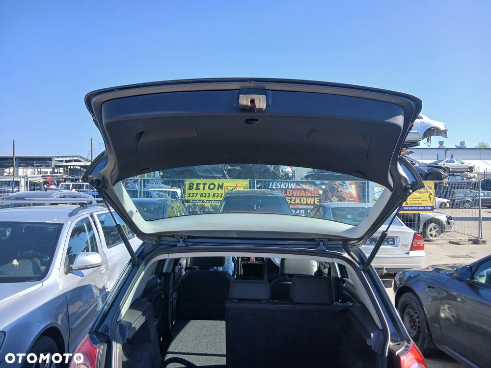 Volkswagen Golf V HB Klapa Bagażnika Tył Tylnia Kolor LA7T - 3