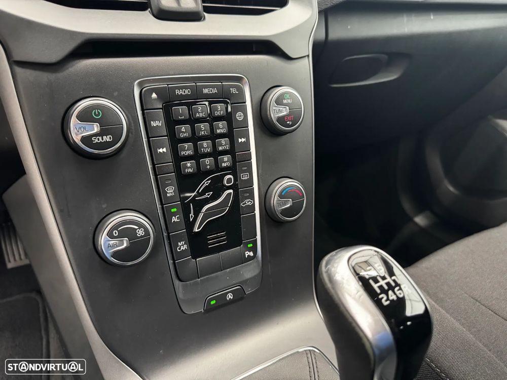 Volvo V40 2.0 D2 Kinetic Eco - 28