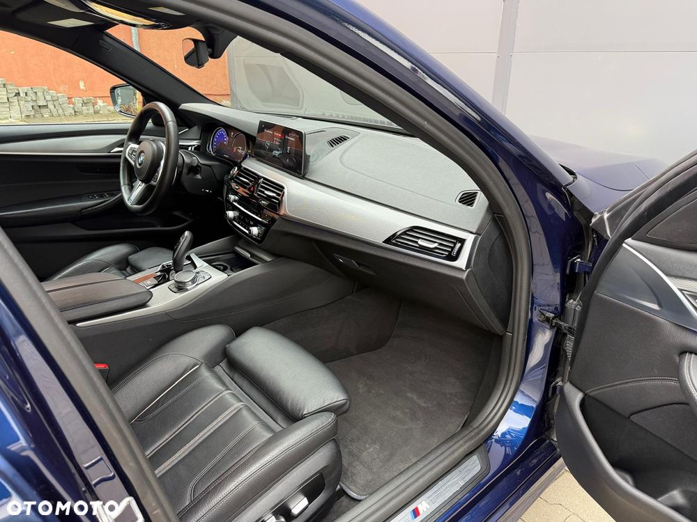 BMW Seria 5 530i xDrive M Sport sport - 26