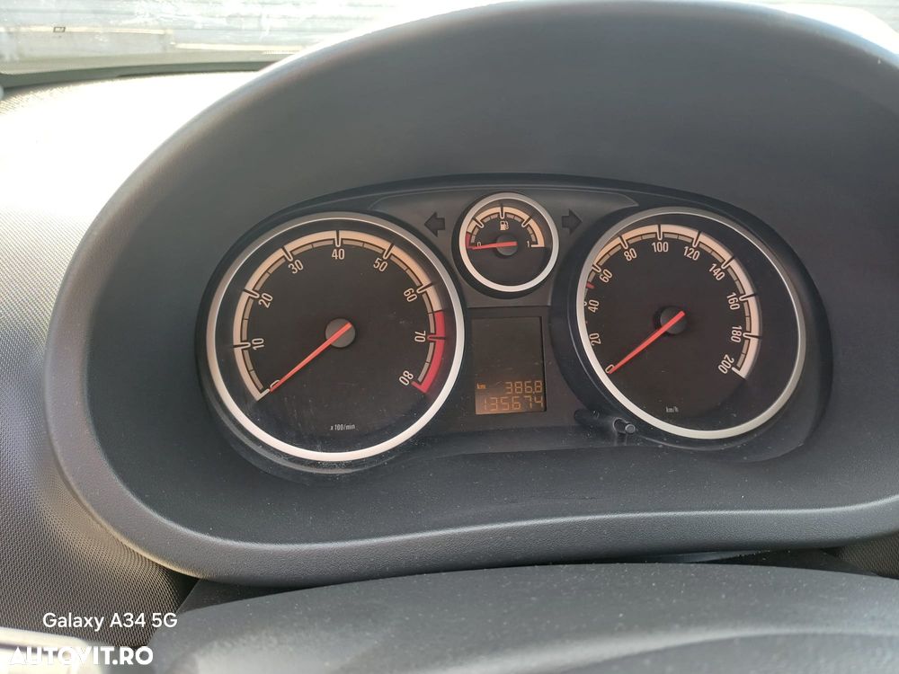Opel Corsa 1.2 16V - 5