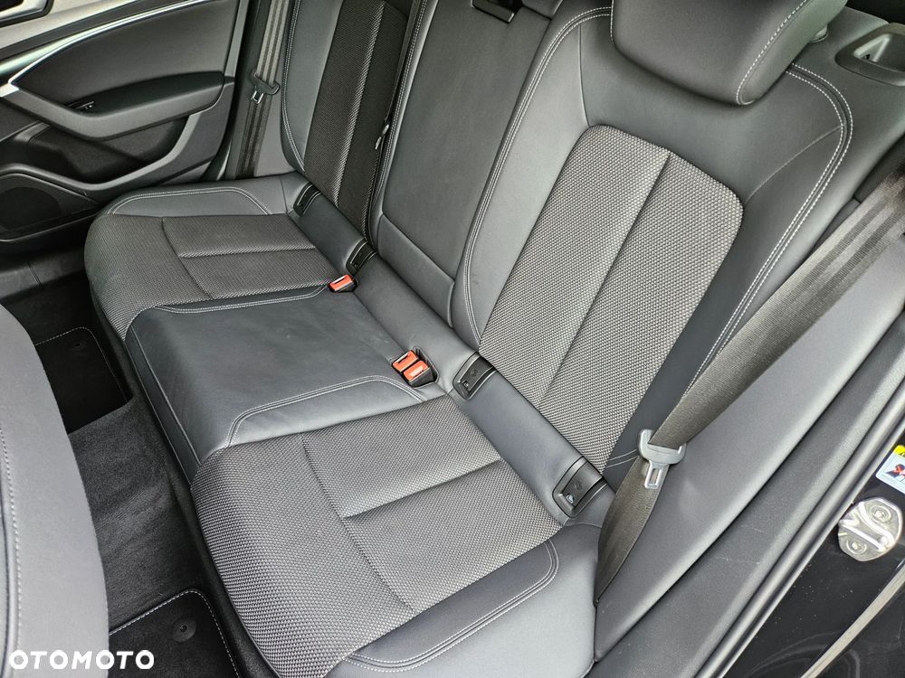 Audi A6 Avant 40 TDI quattro S tronic S line - 21
