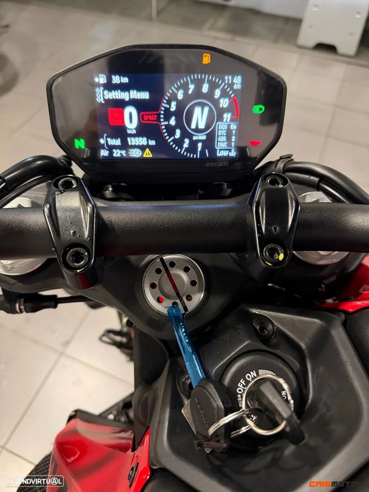 Ducati Monster 937 - 8