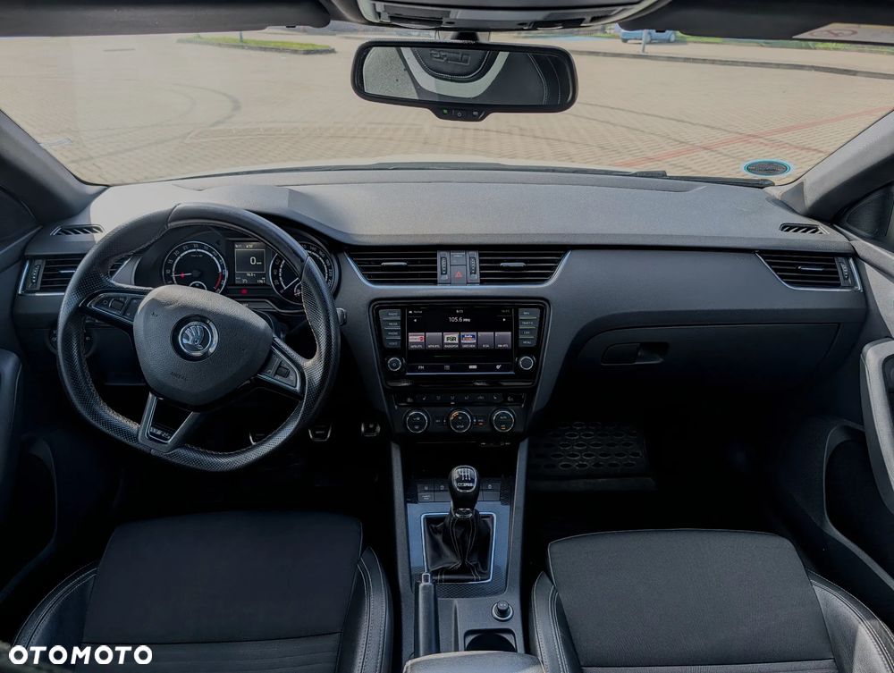 Skoda Octavia 2.0 TDI RS - 8