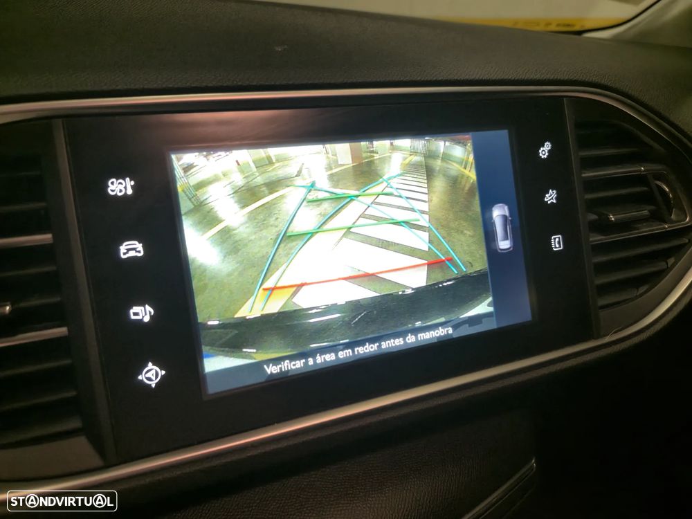 Peugeot 308 SW 1.6 BlueHDi Style - 24