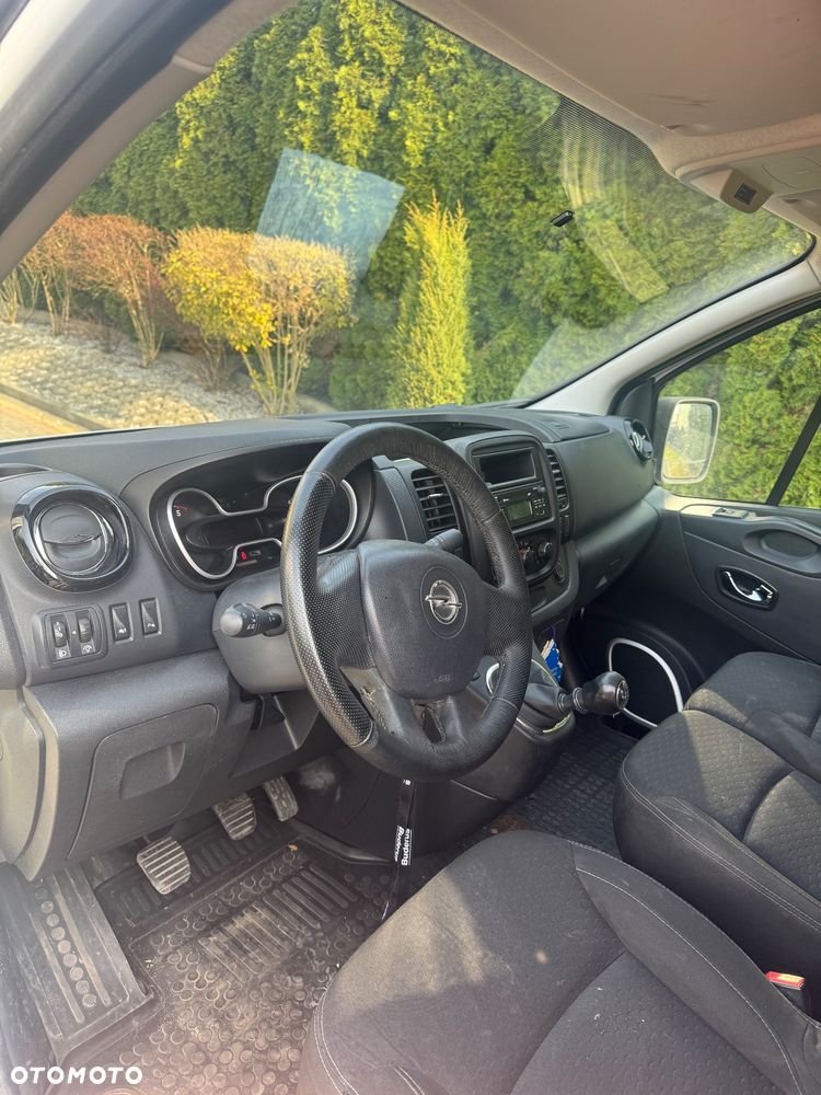Opel Vivaro - 7