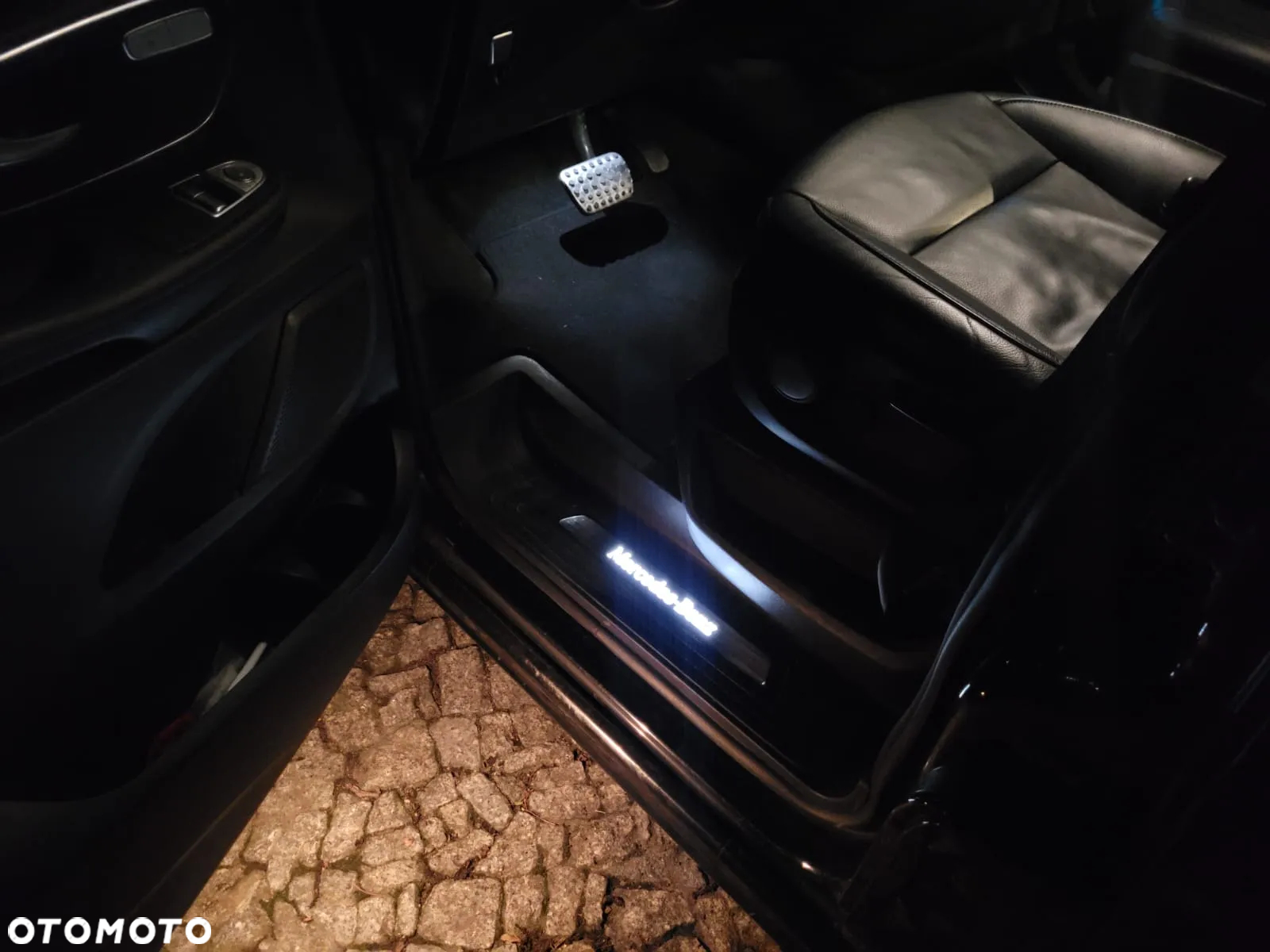 Mercedes-Benz Klasa V 250 d extralang 9G-TRONIC Edition - 18