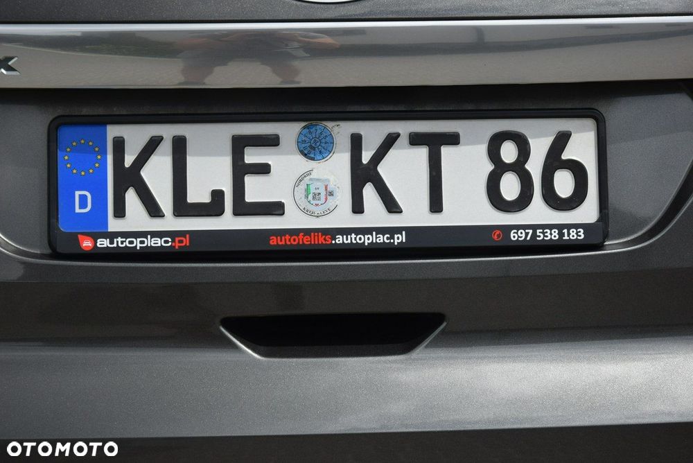Ford S-Max - 17