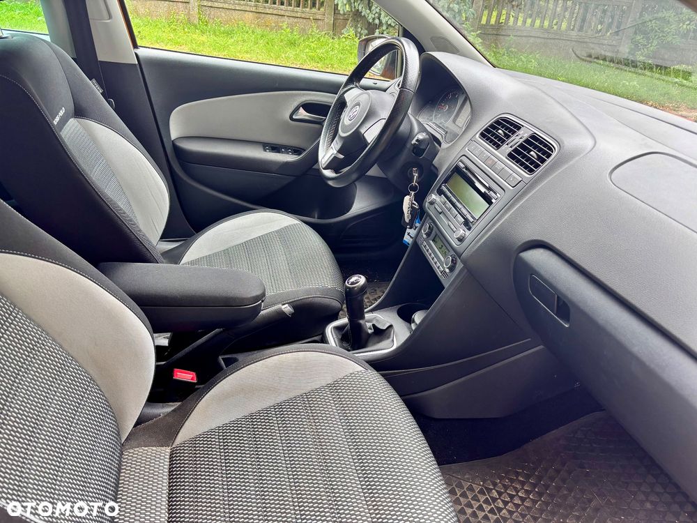 Volkswagen Polo 1.6 TDI Cross - 21