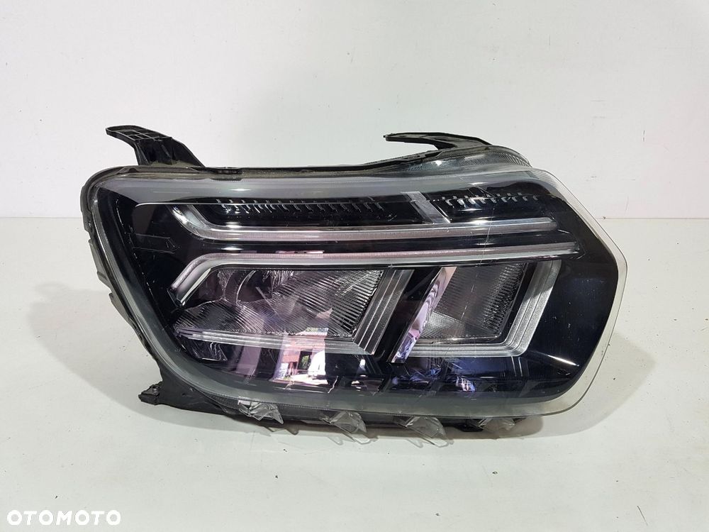 DACIA DUSTER II 2 LIFT LAMPA PRZÓD PRZEDNIA FULL LED PRAWA 260109550R EURO - 1