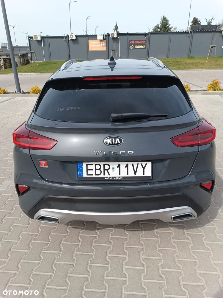 Kia XCeed - 4