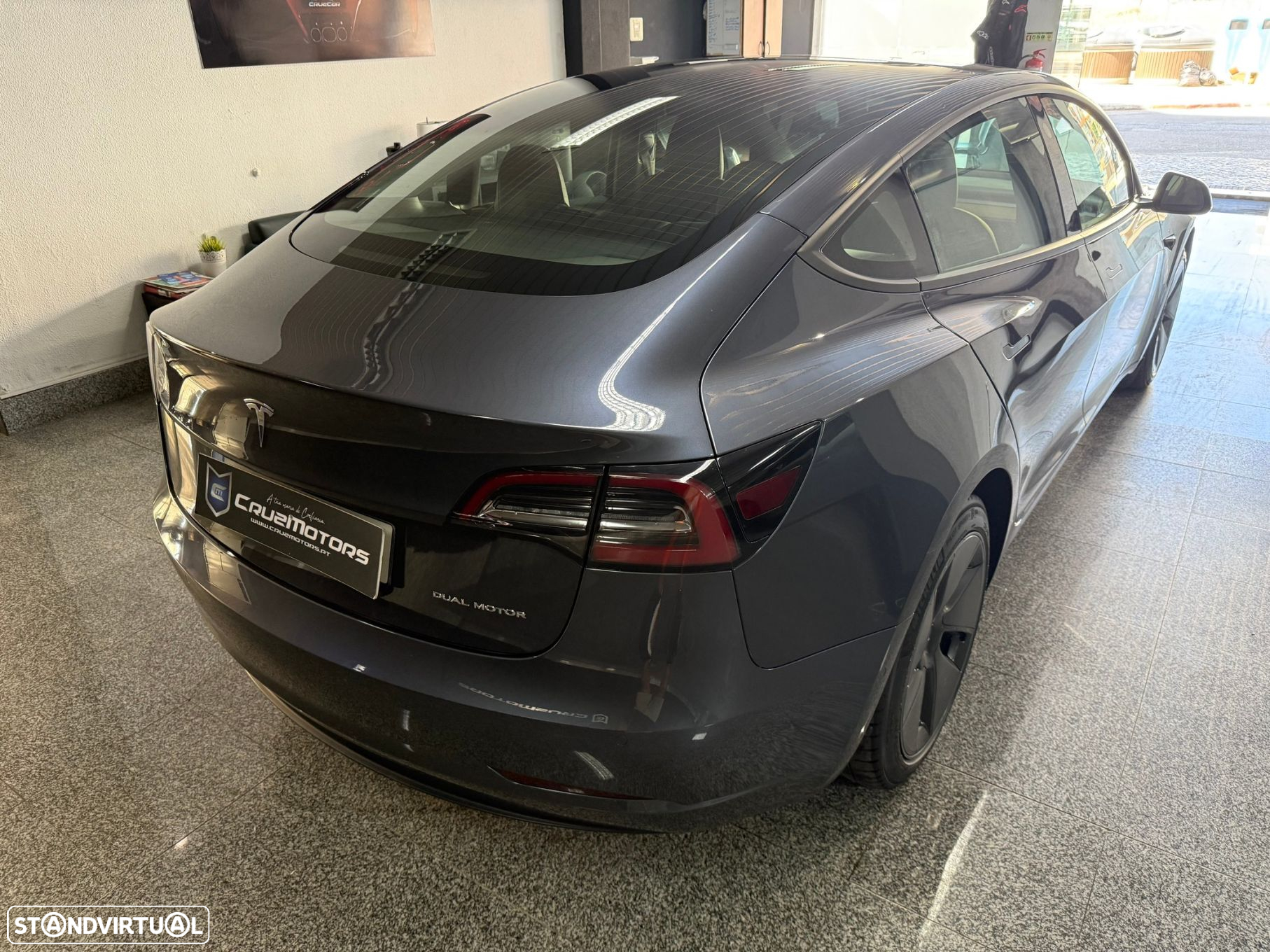 Tesla Model 3 Long-Range Dual Motor AWD - 8
