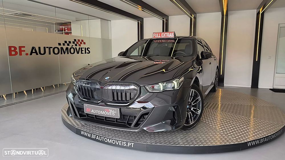 BMW 520 d Pack Desportivo M - 2