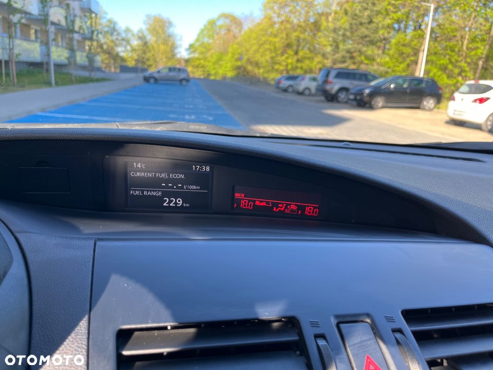 Mazda 3 1.6 Exclusive + - 10