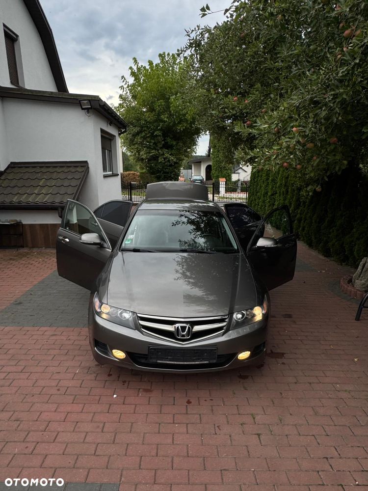 Honda Accord 2.0 Executive - 3