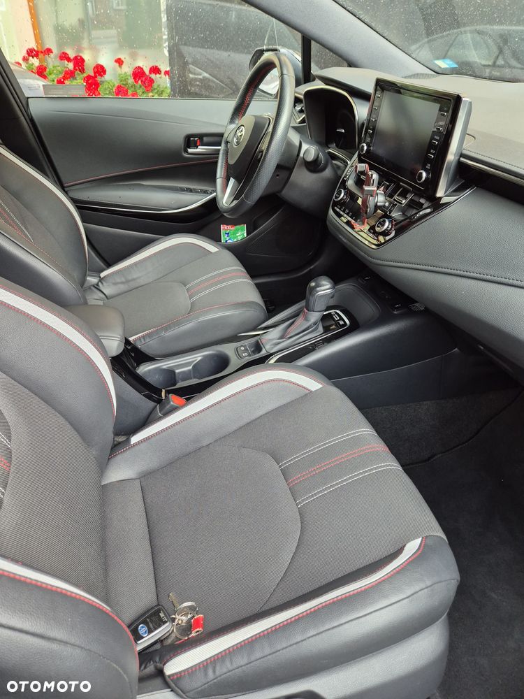 Toyota Corolla 1.8 Hybrid GR Sport - 18