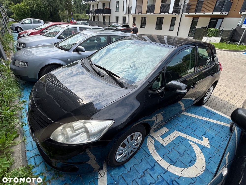 Toyota Auris 1.6 Premium - 1