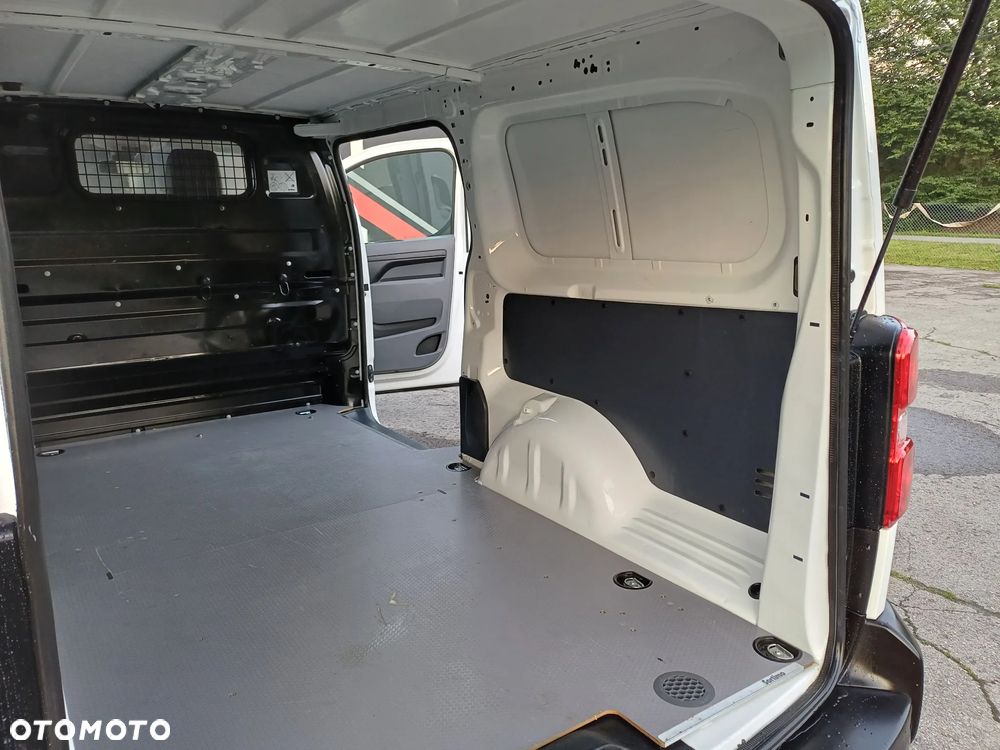 Opel Vivaro Citroen toyota - 22