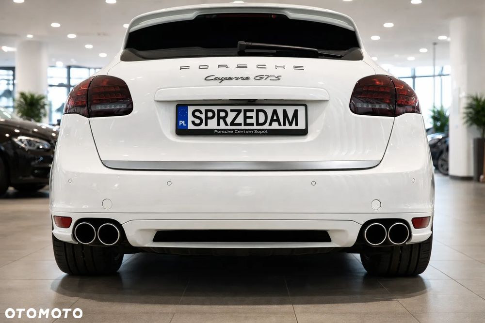 Porsche Cayenne GTS - 2