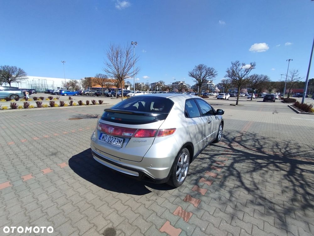 Honda Civic 1.8i-VTEC Comfort - 17