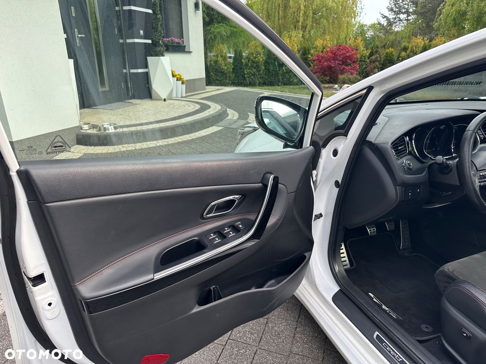 Kia Ceed 1.6 T-GDI GT XL - 20