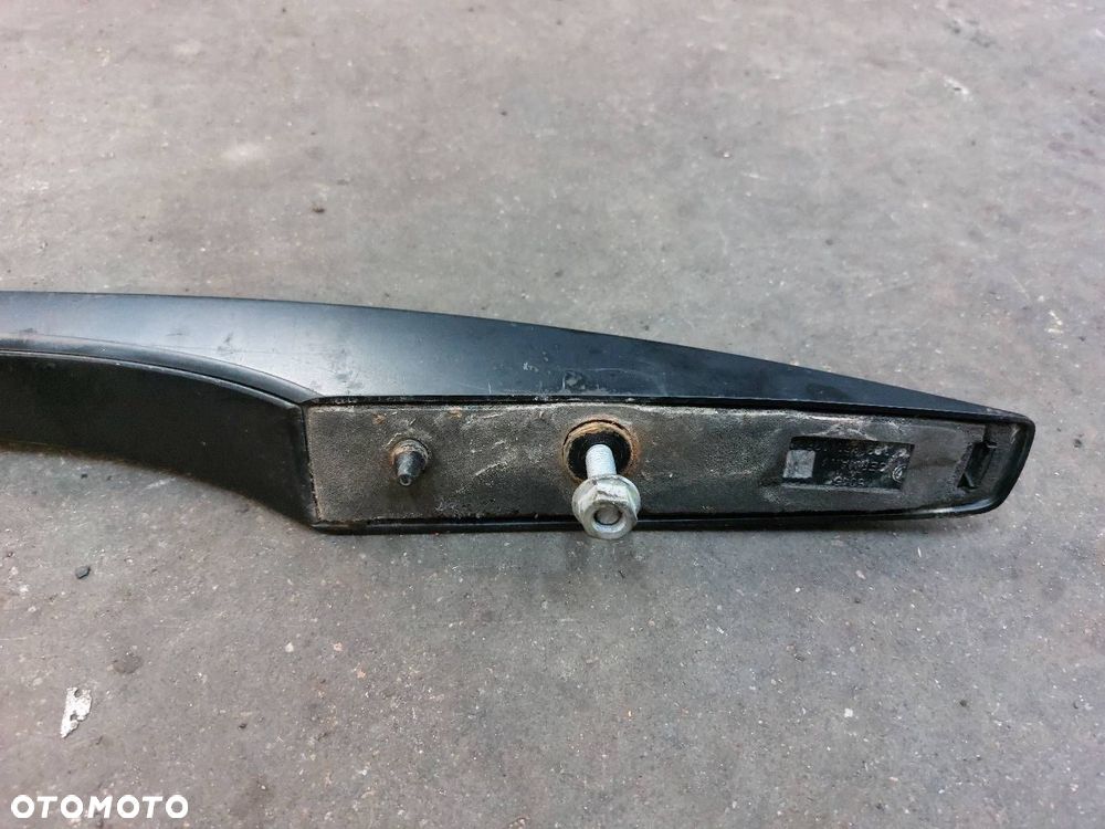 RELINGI DACHOWE VOLKSWAGEN PASSAT B6 - 8