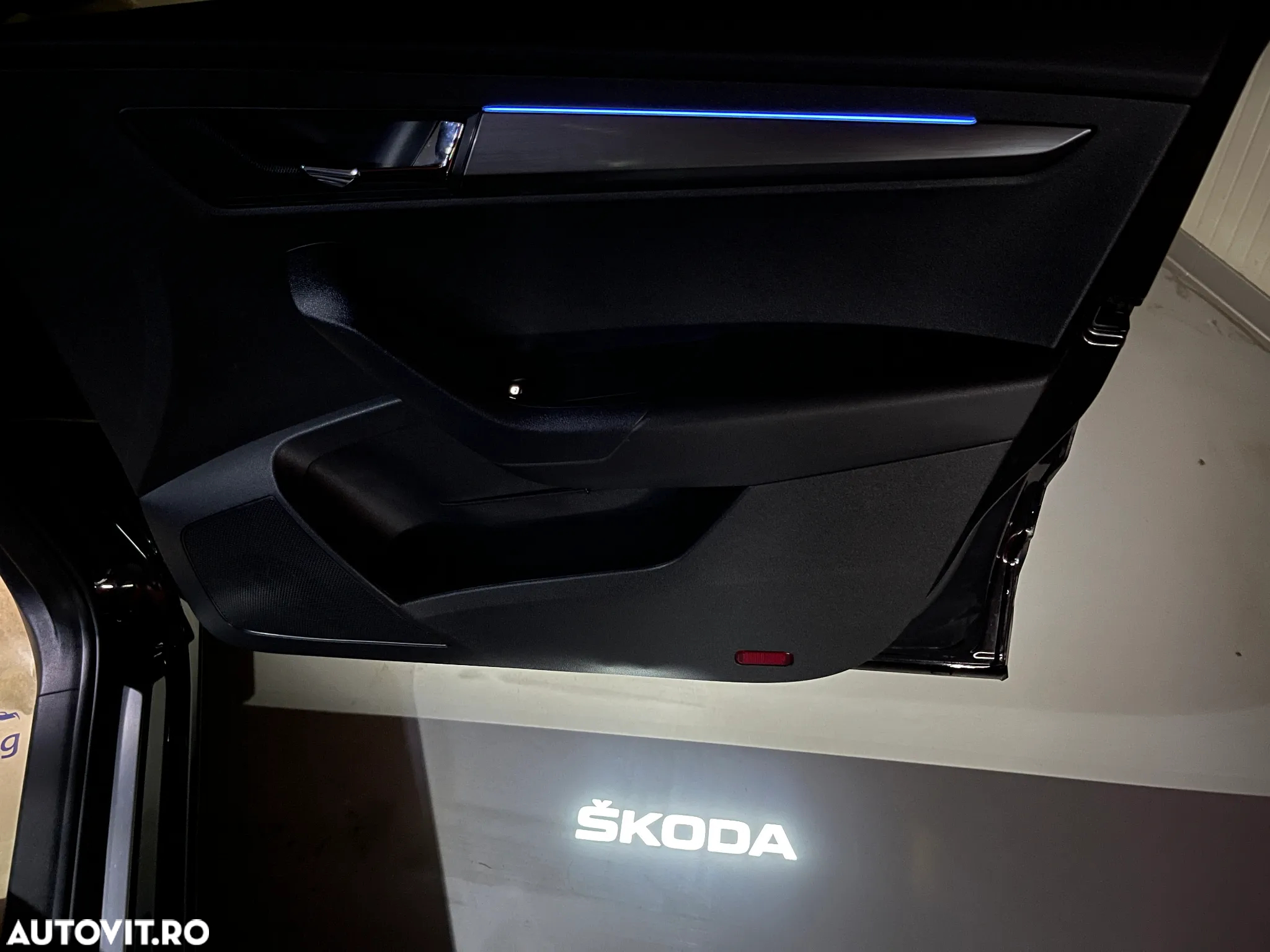 Skoda Karoq 1.6 TDI DSG Ambition - 32
