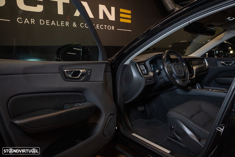 Volvo XC 60 2.0 T6 PHEV Inscription AWD - 9