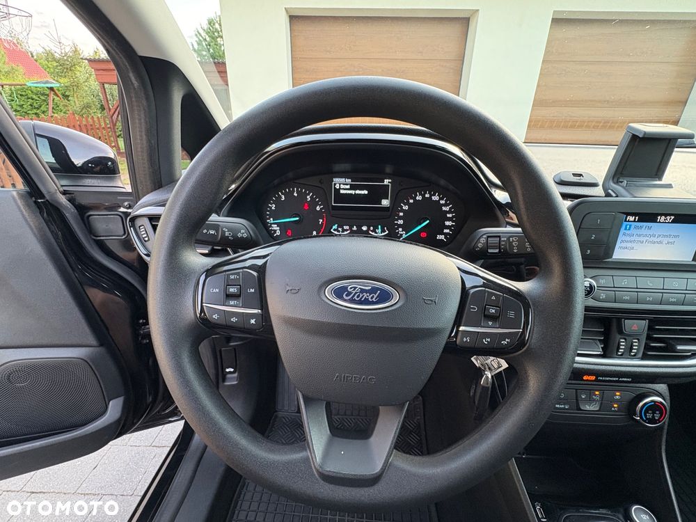 Ford Fiesta 1.1 TREND - 23