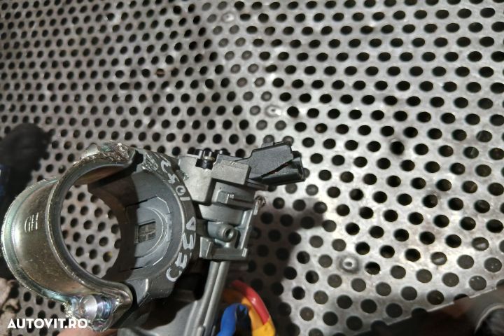 Contact cu cheie Kia Ceed 2 [facelift] [2015 - 2018] SW wagon 1.6 DCT - 5