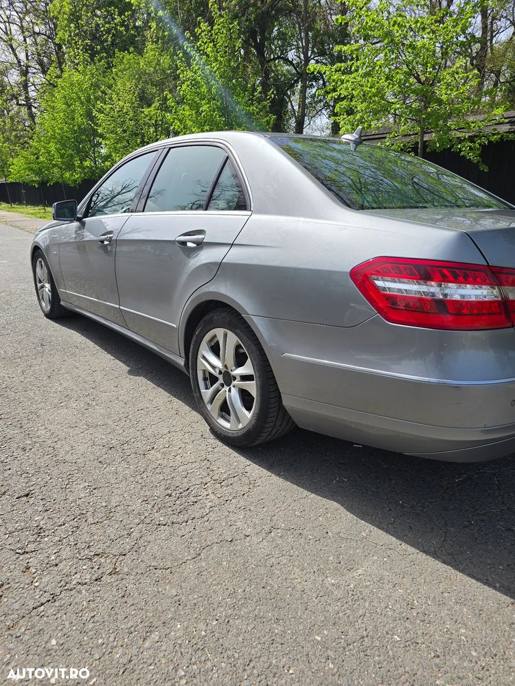 Mercedes-Benz E 220 CDI DPF BlueEFFICIENCY Automatik Avantgarde - 5