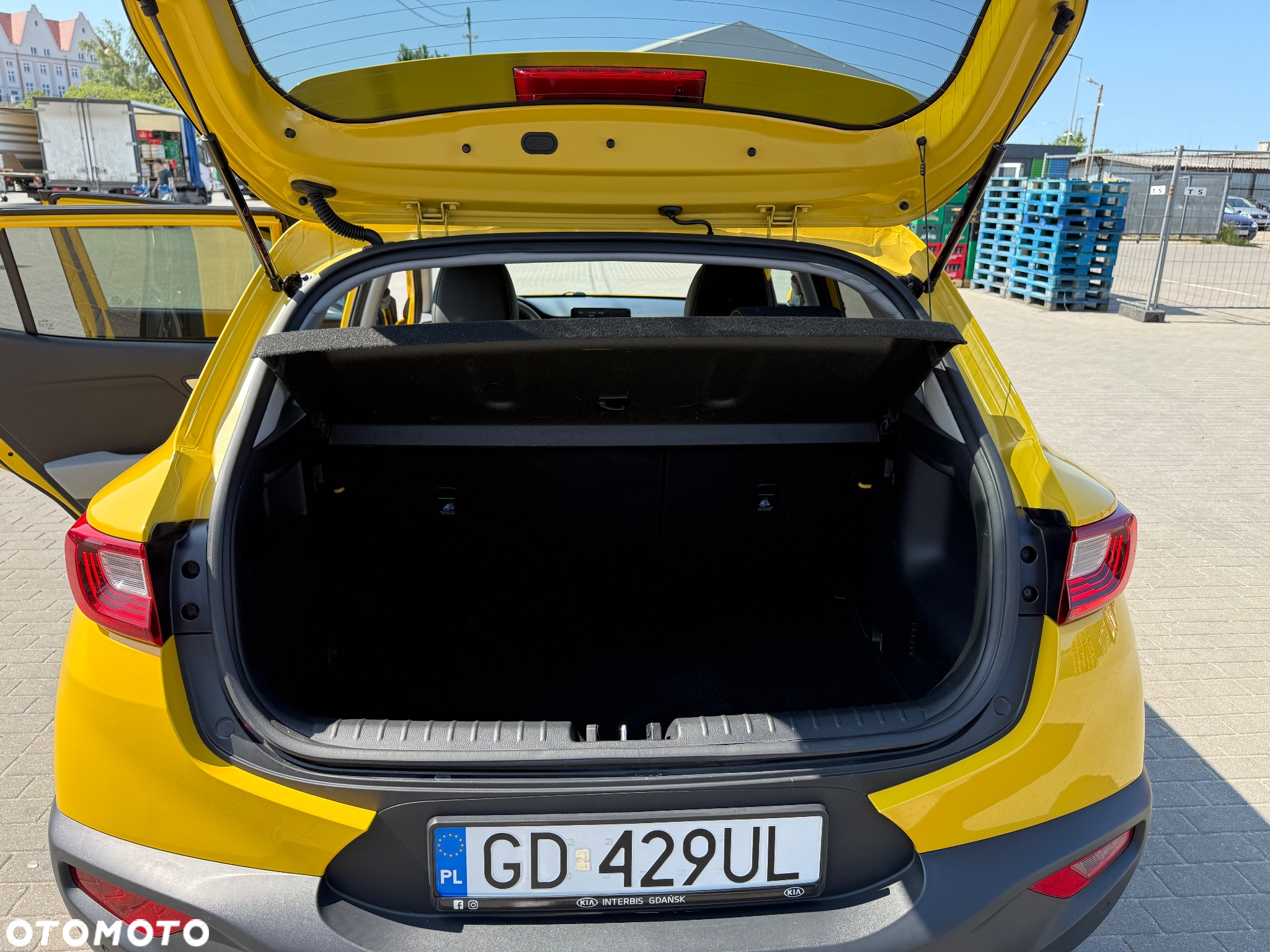 Kia Stonic 1.0 T-GDI MHEV L Business Line DCT - 11