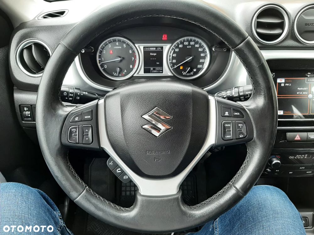 Suzuki Vitara 1.6 (4x4) Allgrip Comfort - 16