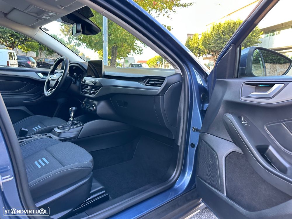 Ford Focus 1.0 EcoBoost MHEV Active X - 47