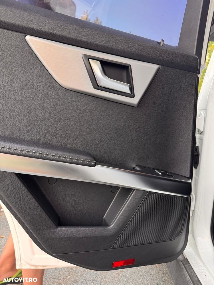 Mercedes-Benz GLK - 6