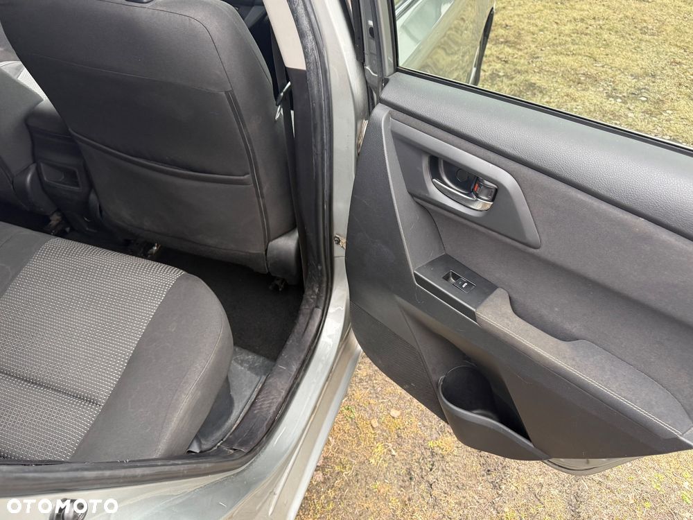 Toyota Auris - 17