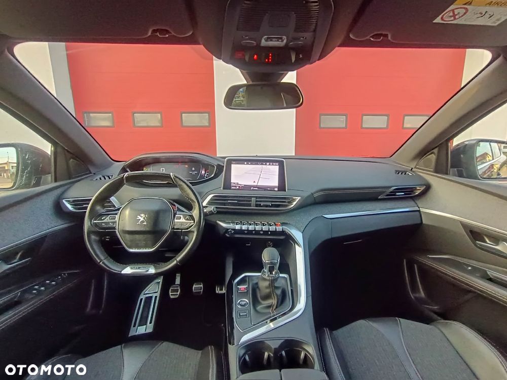 Peugeot 3008 - 8
