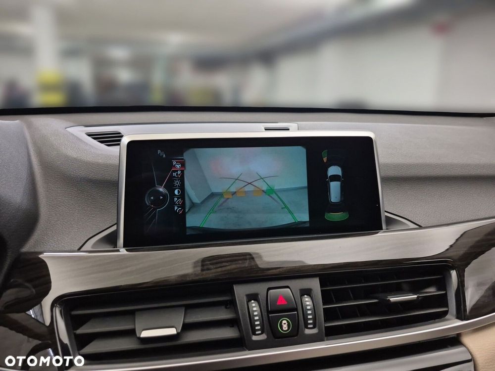 BMW X1 sDrive18d Advantage - 25