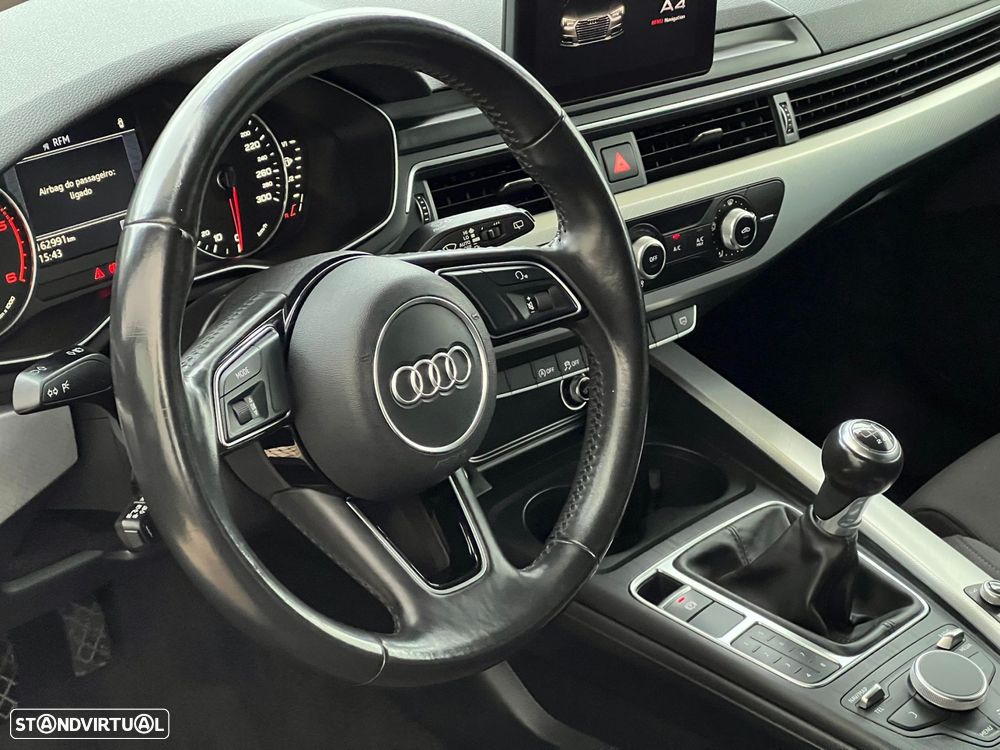Audi A4 Avant 2.0 TDI Business Line - 4