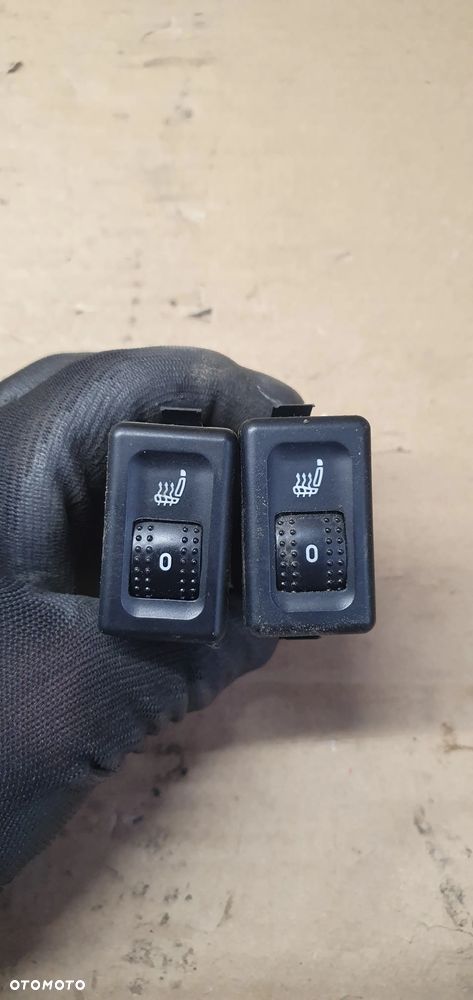 Przełącznik grzania fotela Ford Galaxy 7M5963563B - 1