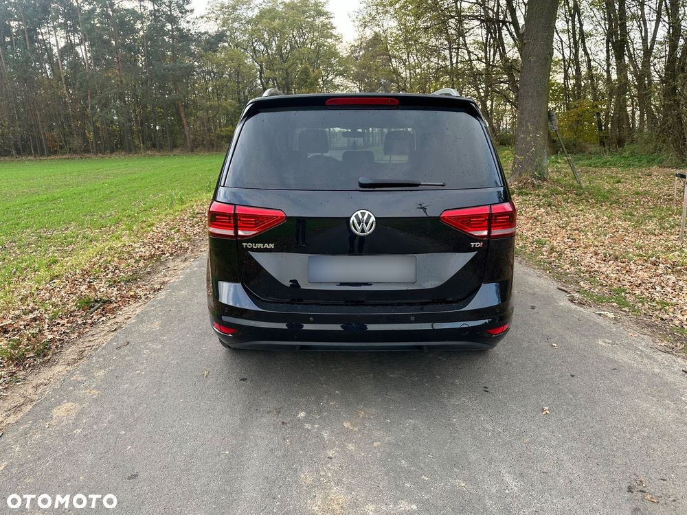 Volkswagen Touran 1.6 TDI BMT Comfortline - 16