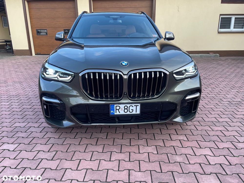 BMW X5 M M50i - 4
