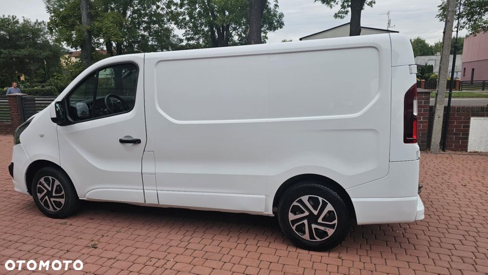 Opel VIVARO - 28