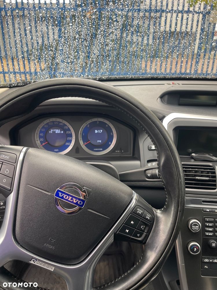 Volvo XC 60 - 8