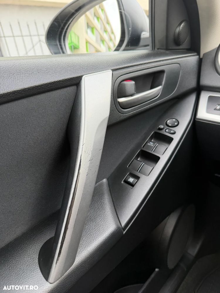Mazda 3 1.6i TX - 12
